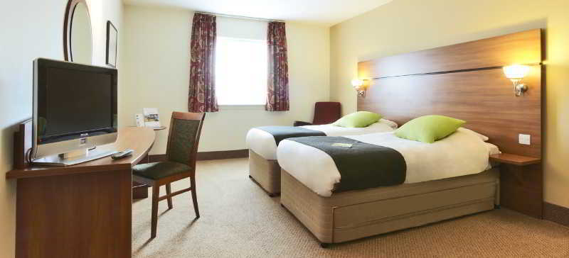 Premier Inn Glasgow Braehead エクステリア 写真